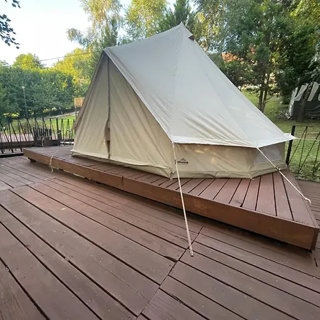 Campingplads Aura Camp - Glamping, Jezioro, Sauna, Supy *