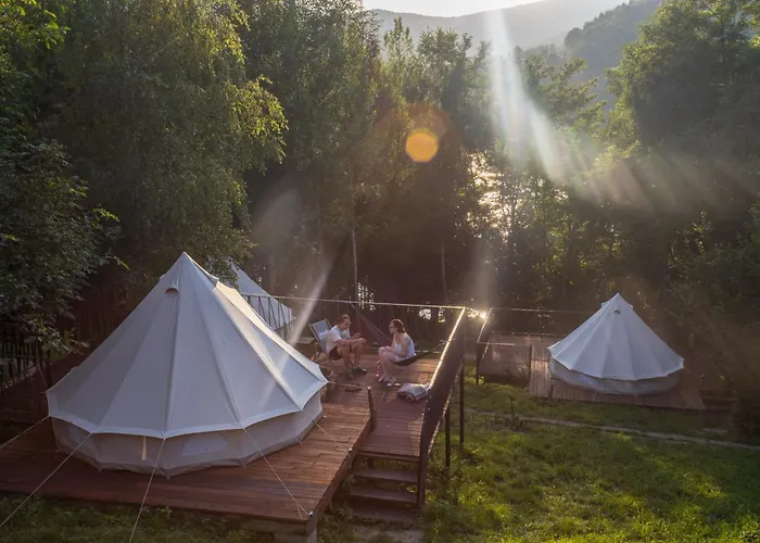 Aura Camp - Glamping, Jezioro, Sauna, Supy * Międzybrodzie Bialskie